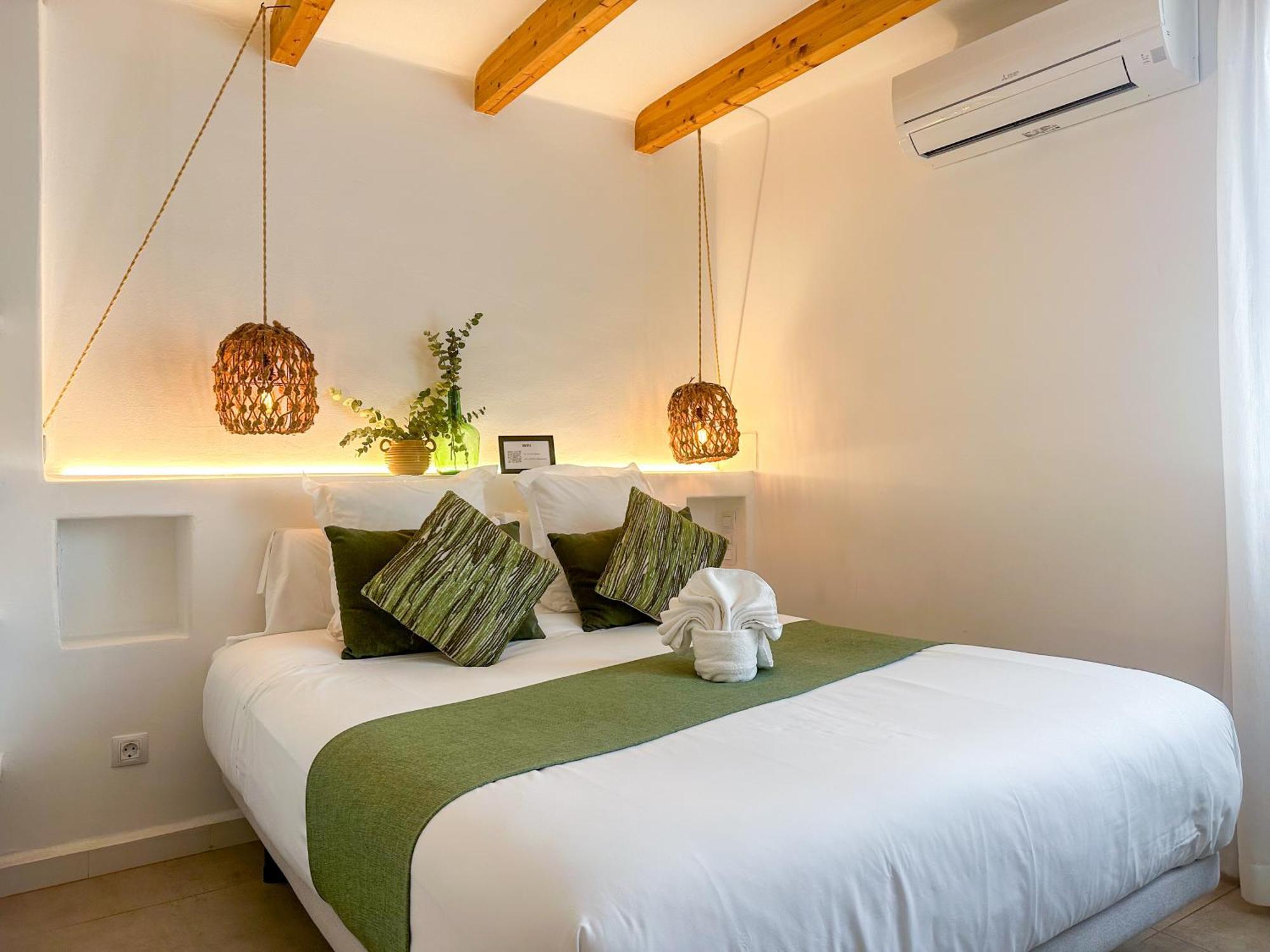 Moona Hostal Altea Bagian luar foto