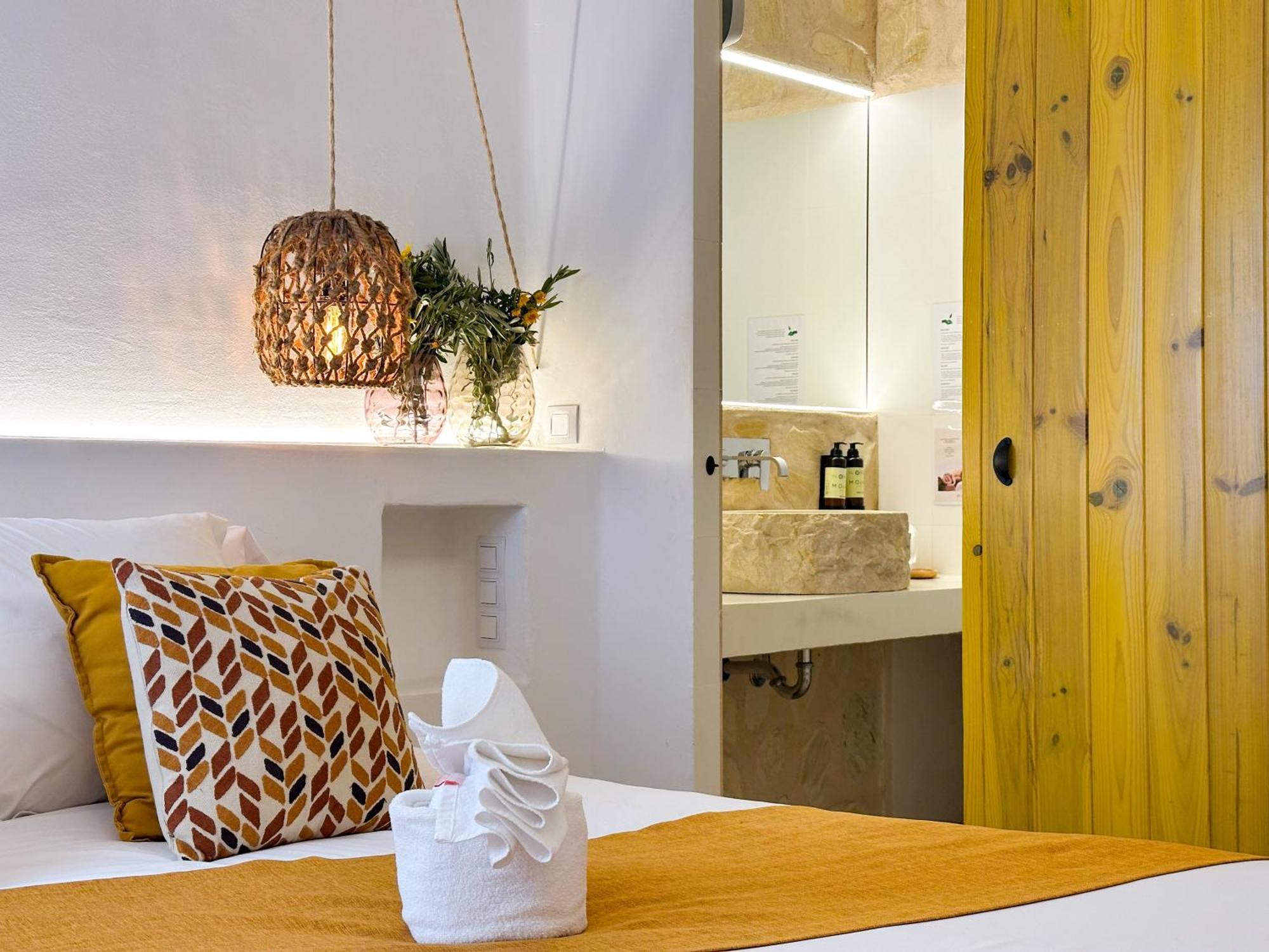 Moona Hostal Altea Bagian luar foto