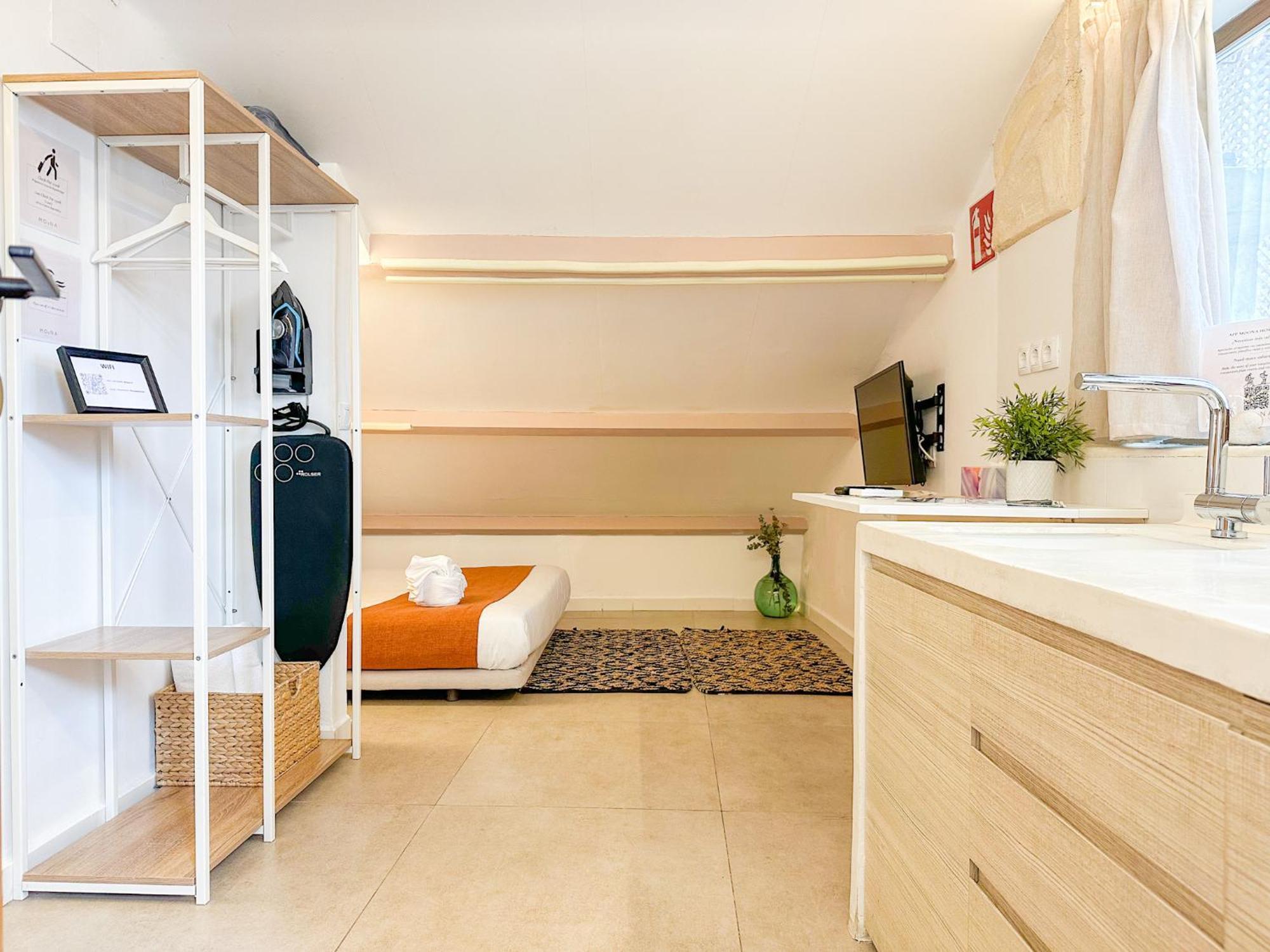 Moona Hostal Altea Bagian luar foto