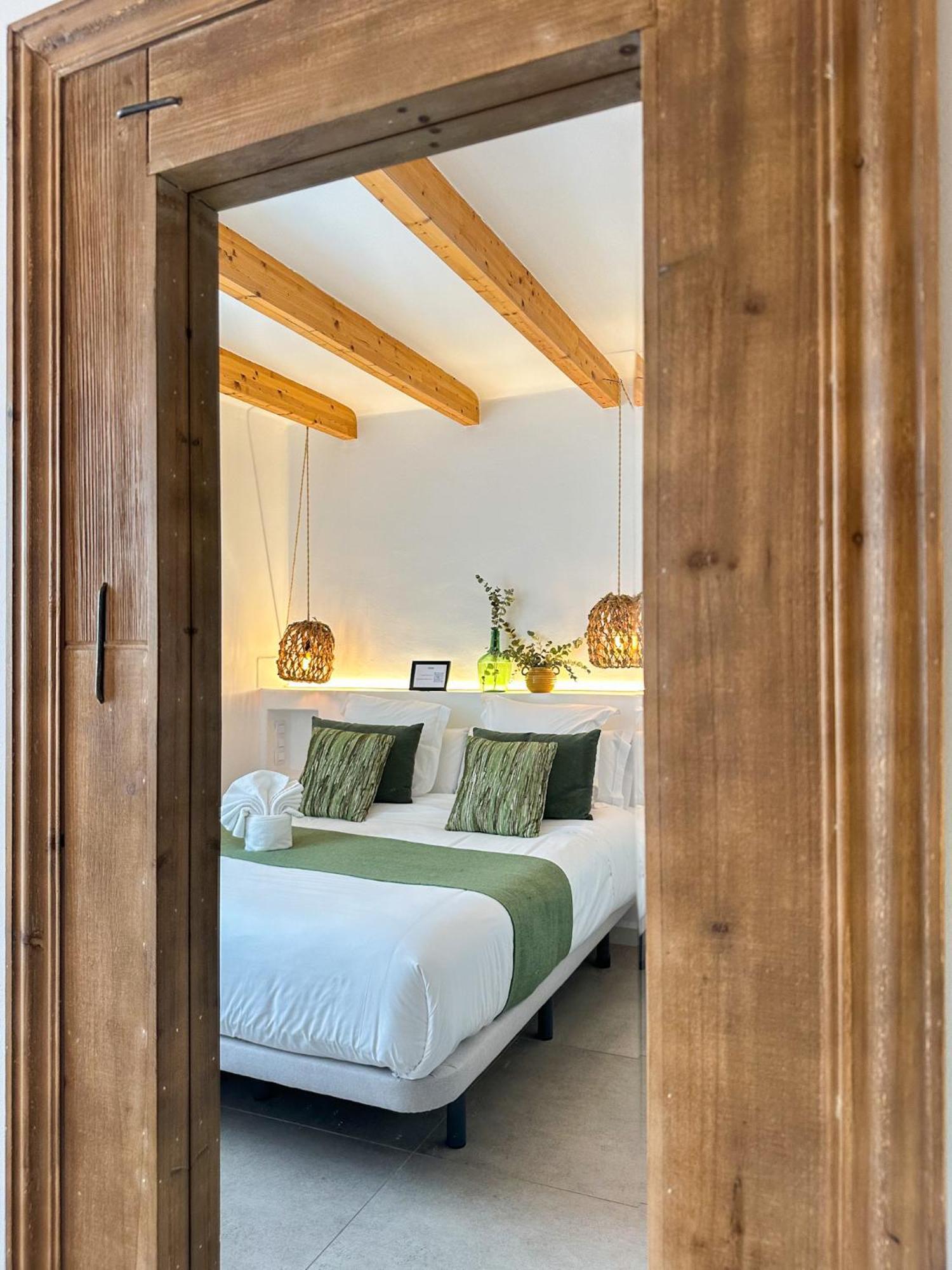 Moona Hostal Altea Bagian luar foto