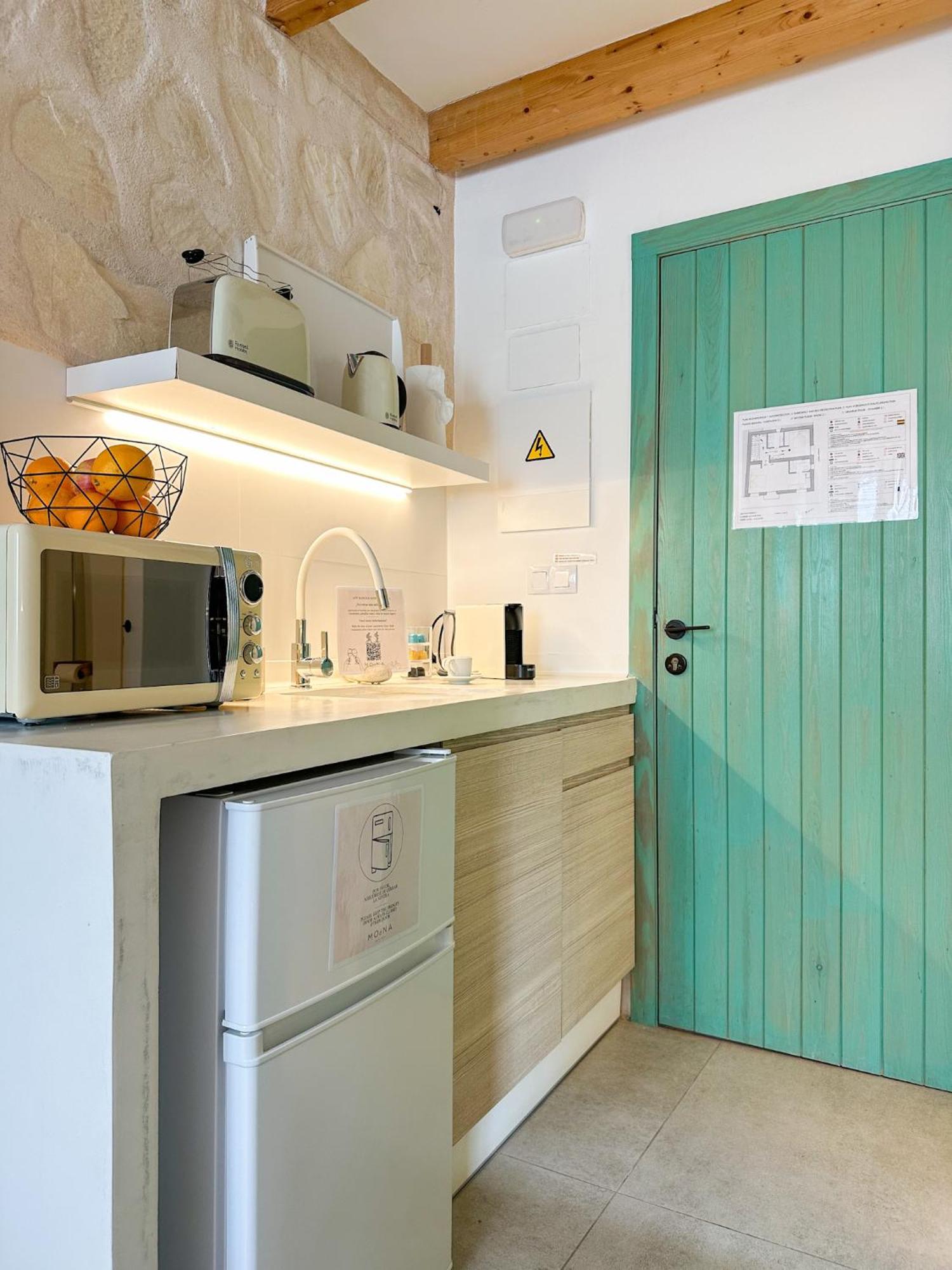 Moona Hostal Altea Bagian luar foto
